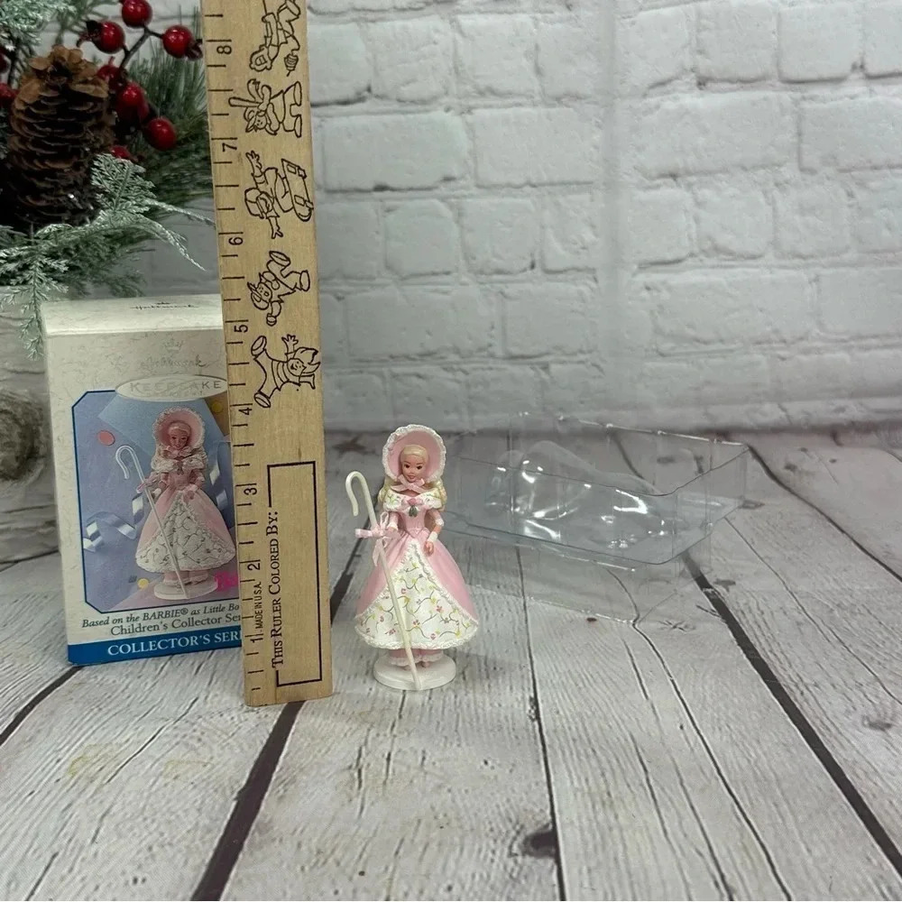 Vintage Barbie hallmark Keepsake Ornament 1998 children's collector's series
